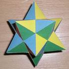 P&aacute;gina con desarrollo plano de poliedros muy diversos